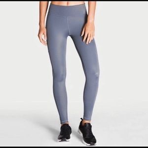 Victoria’s Secret Knockout Leggings